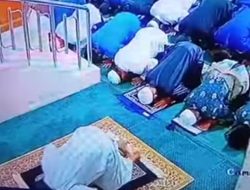 Innalillah, Viral Imam Masjid Asal Sinjai Meninggal Dunia saat Pimpin Salat