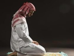 Apa Keutamaan Sholat Tahajjud?, Berikut Bacaan Niat dan Tata Caranya yang Wajib Diingat