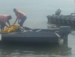 Sosok Mayat Ditemukan Mengambang di Muara Tangka Sinjai, Diduga Jatuh dari Kapal