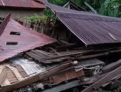 Rumah Panggung di Sinjai Utara Tiba-tiba Ambruk Diterjang Hujan