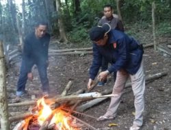 Polisi Bakar Arena Judi Sabung Ayam di Panaikang Sinjai Timur