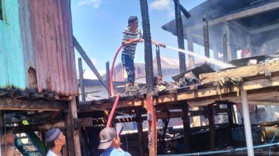 Empat Rumah Nelayan di Sinjai Utara Ludes Dilalap Api