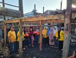 Golkar Sinjai Bantu Korban Kebakaran di Kelurahan Lappa