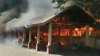 Parkiran Kantor Bupati Bulukumba Terbakar, Pegawai Panik dan Berhamburan
