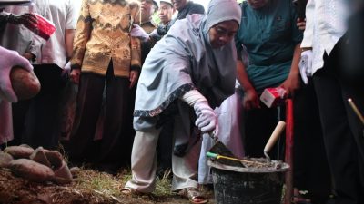 Masjid Agung Sinjai Dipoles Gaya Ottoman Modern
