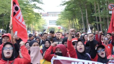 Wali Kota Makassar Jalan Santai Bersama Buruh di May Day 2026