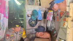 Polres Sinjai Salurkan Bantuan untuk Lansia Sebatang Kara di Desa Kampala