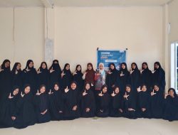 RELIMA Sinjai Latih Santriwati MAS Darul Ihsan Menulis Cerpen Dakwah