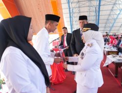 Bupati Sinjai Serahkan Remisi untuk 74 Warga Binaan di HUT ke-81 RI