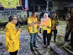 IAS Beri Kejutan Ultah Andi Rusmiati di Tengah Konsolidasi Golkar Sinjai